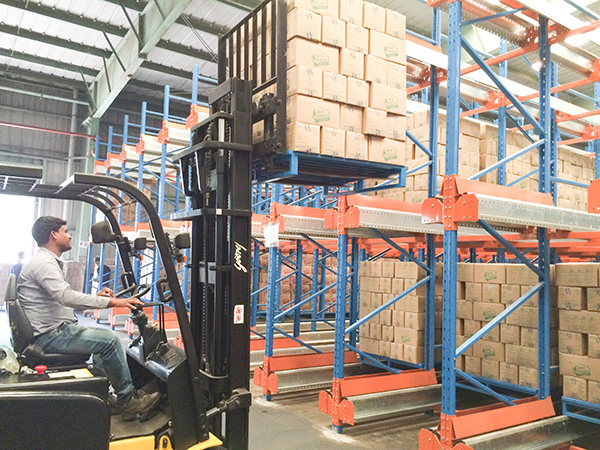 穿梭式貨架-內蒙古瑞陽化工