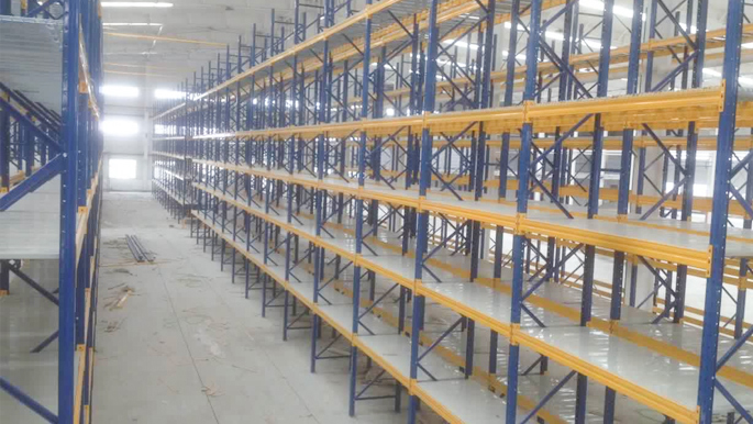 國德貨架為新疆某大型汽配倉庫設計定制重型貨架